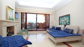 Apartment for sale in La Mairena, Marbella East