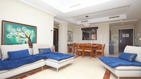 Apartment for sale in La Mairena, Marbella East