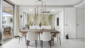 Apartamento en venta en The Edge, Estepona Oeste