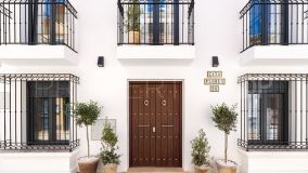Luxurious renovated 3 bedroom townhouse in the old town of Estepona