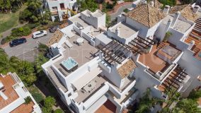 For sale duplex penthouse in Lomas del Marqués with 2 bedrooms