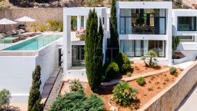 Villa en venta con 5 dormitorios en Roca Llisa