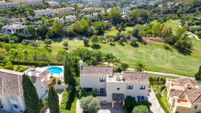 Fantastic 5 bedroom frontline golf Villa with sea and golf views in La Quinta Golf - Benahavis