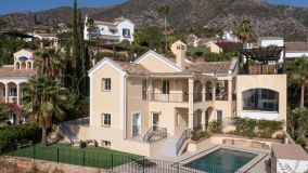 Fabulous 5 bedroom Villa with panoramic views and guest apartment in Sierra Blanca Country Club - Istan