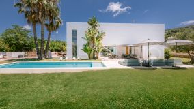 Elegant and extraordinary 4 bedroom Villa with mountain views and lots of privacy in Jesus - Santa Eulalia
