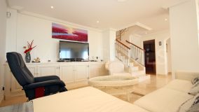 Semi Detached House for sale in Los Arqueros, Benahavis
