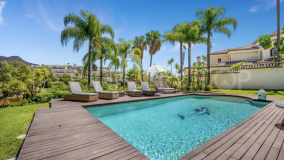 Buy 4 bedrooms villa in La Reserva de la Quinta