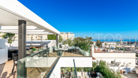 Se vende villa de 5 dormitorios en Marbella Centro