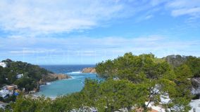 Exquisite Colonial Retreat with Tourist License and Beachfront Views in Cala Vadella