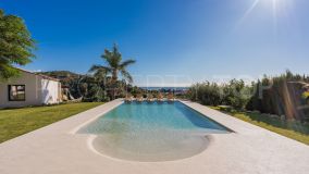 Hidden Gem in the Mountains of Estepona: Stunning 6-Bedroom Villa with Panoramic Sea Views