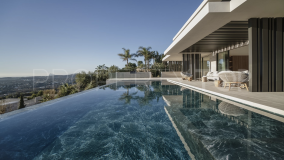 Villa nueva moderna de 6 dormitorios con vistas panorámicas en La Reserva de Sotogrande
