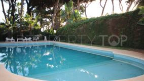 For sale Puerto de Cabopino villa with 4 bedrooms