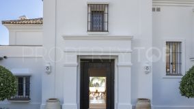 Villa en venta de 6 dormitorios en Los Altos de los Monteros