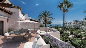 Spacious 5 bedroom beachfront duplex penthouse with sea views in Ventura del Mar - Puerto Banus