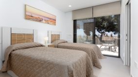 Villa a la venta con 4 dormitorios en Artola