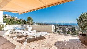 Tvåvånings takvåning for sale in Los Monteros Hill Club, Marbella Öst