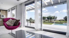 Villas de obra nueva de 3 dormitorios con vistas al mar y al golf en Cerrado del Aguila - Mijas