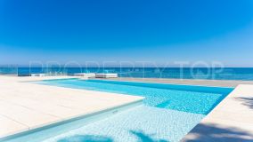 Outstanding 4 bedroom beach front Villa with stunning sea views in Mijas Costa