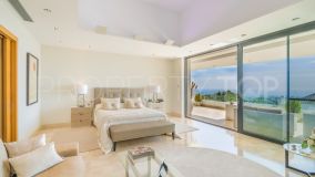 5 bedrooms Reserva de Sierra Blanca duplex penthouse for sale