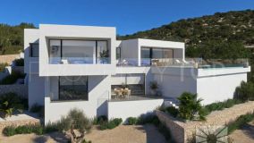 Villa for sale in Cumbre del Sol with 3 bedrooms
