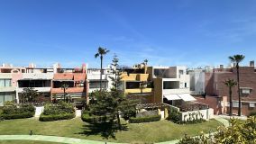 4 bedrooms Los Lacasitos town house for sale