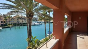 THE BEST LOCATION ON SOTOGRANDE MARINA WITH PRIVATE POOL AND BERTH
