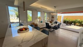 Penthouse for sale in Las Cañas Beach, Marbella Golden Mile