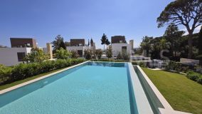 Villa for sale in La Fuente, Marbella City