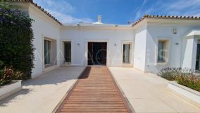 Villa for sale in Altos de Puente Romano, Marbella Golden Mile