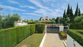 Villa for sale in Altos de Puente Romano, Marbella Golden Mile