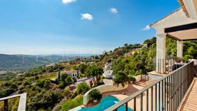 Charming villa with sea and mountain views for sale in Monte Mayor, Benahavis, Costa del Sol
