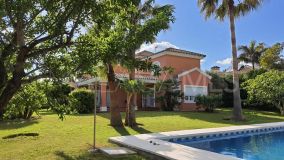Villa for sale in Don Pedro, Estepona