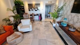 Atico Duplex en venta en Los Pinos de Nagüeles, Marbella Golden Mile
