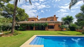 5 bedrooms villa for sale in Altos Reales