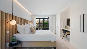 Villa for sale in La Cerquilla, Nueva Andalucia