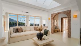 Villa en venta en El Madroñal, Benahavis