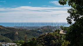 Villa for sale in El Madroñal, Benahavis