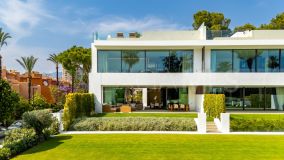 Villa Jumelée for sale in Atalaya de Rio Verde, Nueva Andalucia