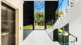 Apartment for sale in New Golden Mile, Estepona East