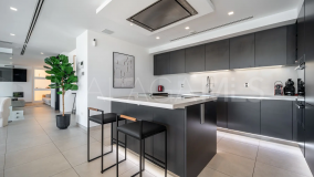 Villa for sale in Andalucia Alta, Nueva Andalucia