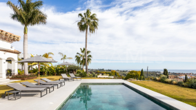 Villa for sale in Los Flamingos, Benahavis