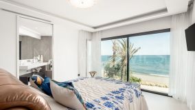 Town House for sale in Estepona