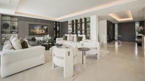 Villa for sale in Nueva Andalucia, Marbella
