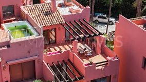 Zweistöckiges Penthouse zu verkaufen in Estepona Ost