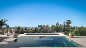 Villa for sale in Cortijo Blanco, San Pedro de Alcantara