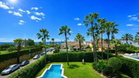 Villa for sale in Marbella East