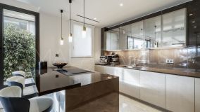 Ground Floor Duplex for sale in Marbella Golden Mile