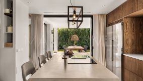 Villa for sale in Nueva Andalucia, Marbella