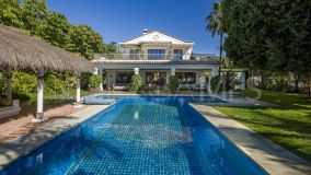 Villa zu verkaufen in Aloha, Nueva Andalucia