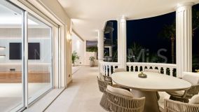 Apartment for sale in Estepona East